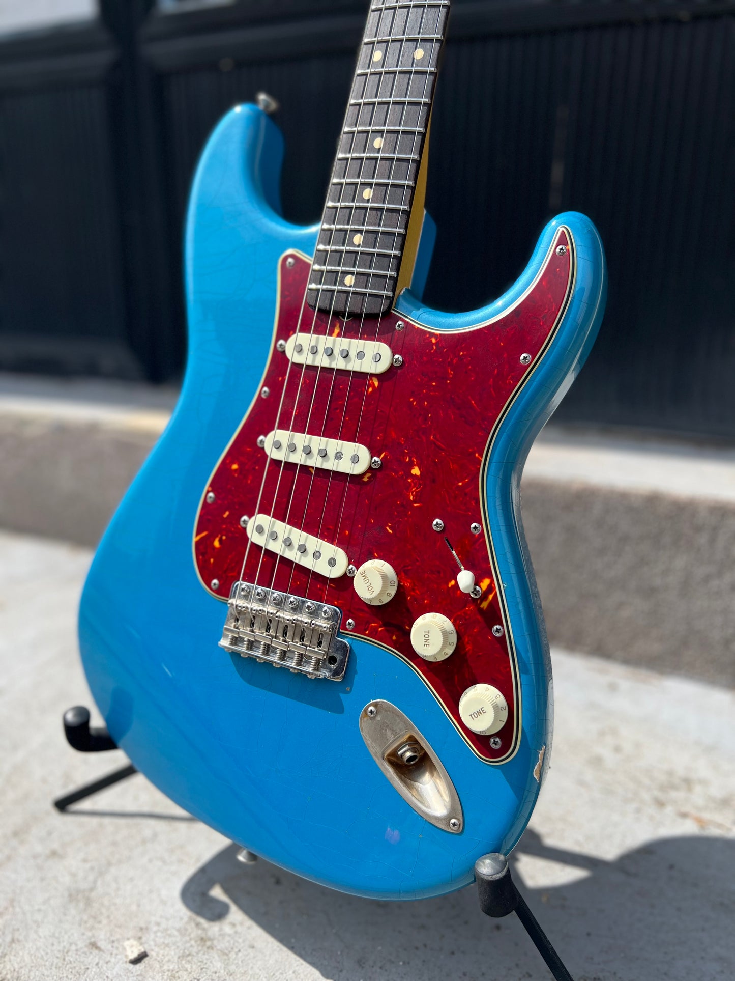 Hollowtone Strat (Lake Placid Blue relic)