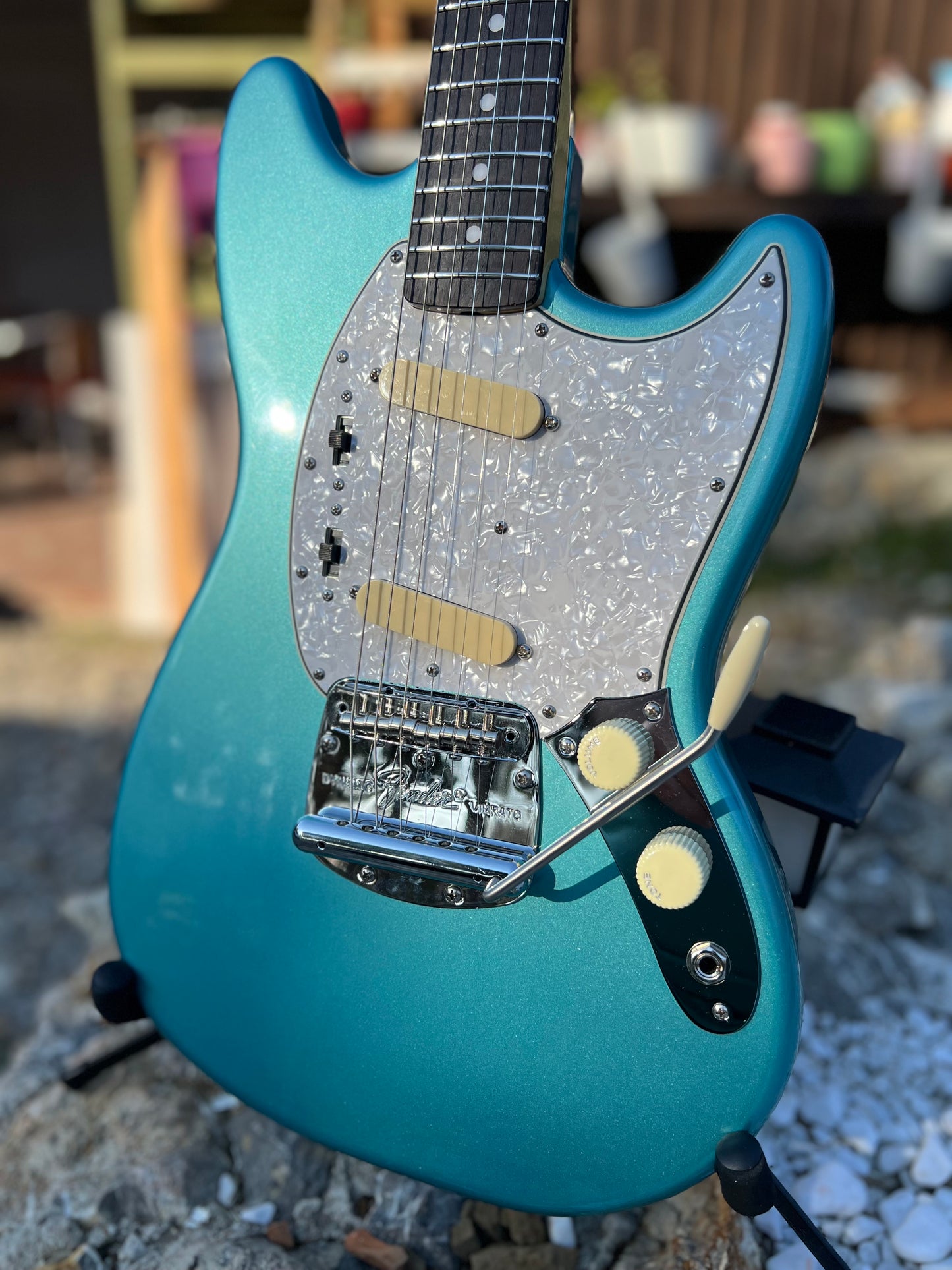 Hollowtone Mustang