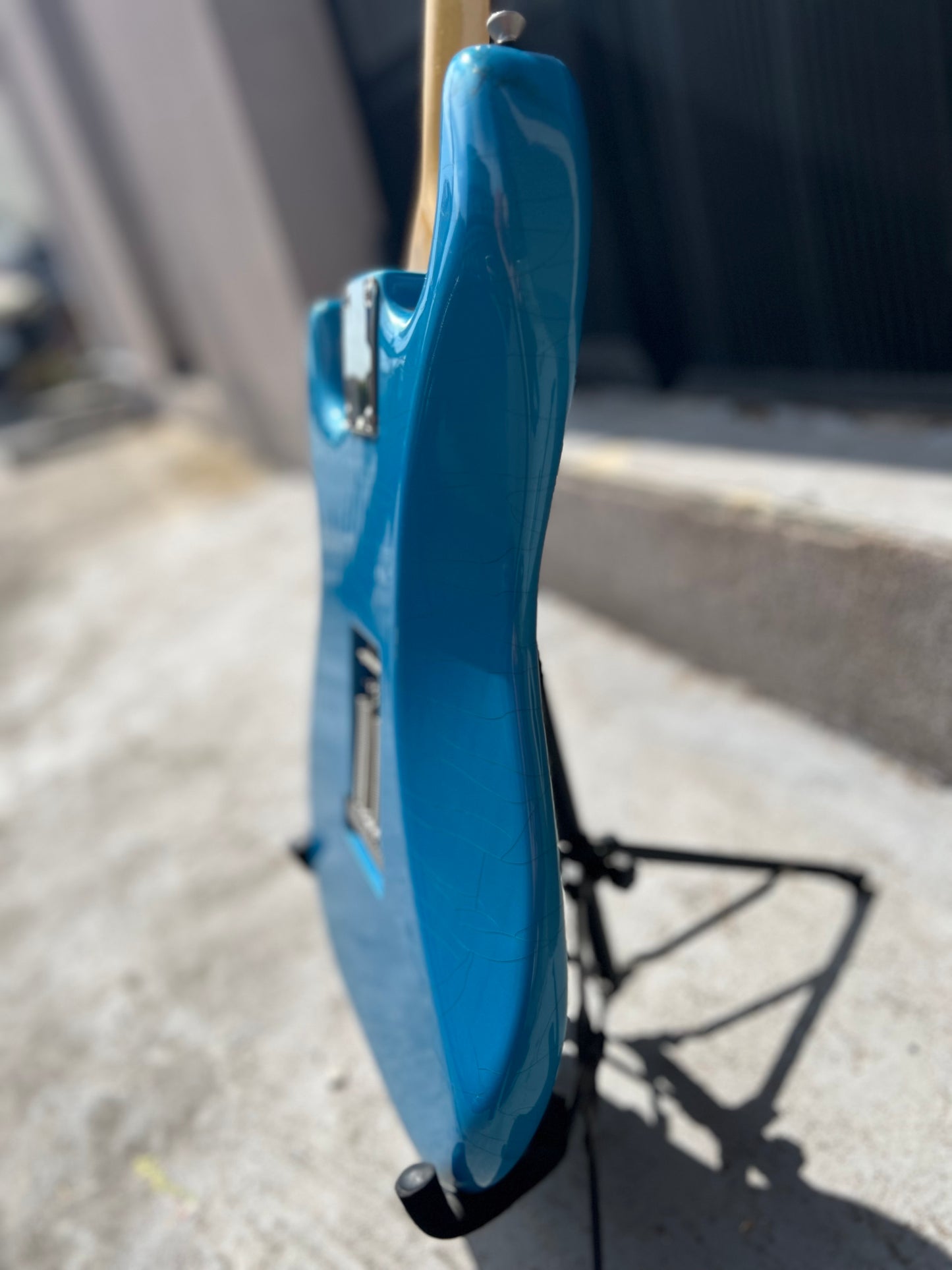 Hollowtone Strat (Lake Placid Blue relic)
