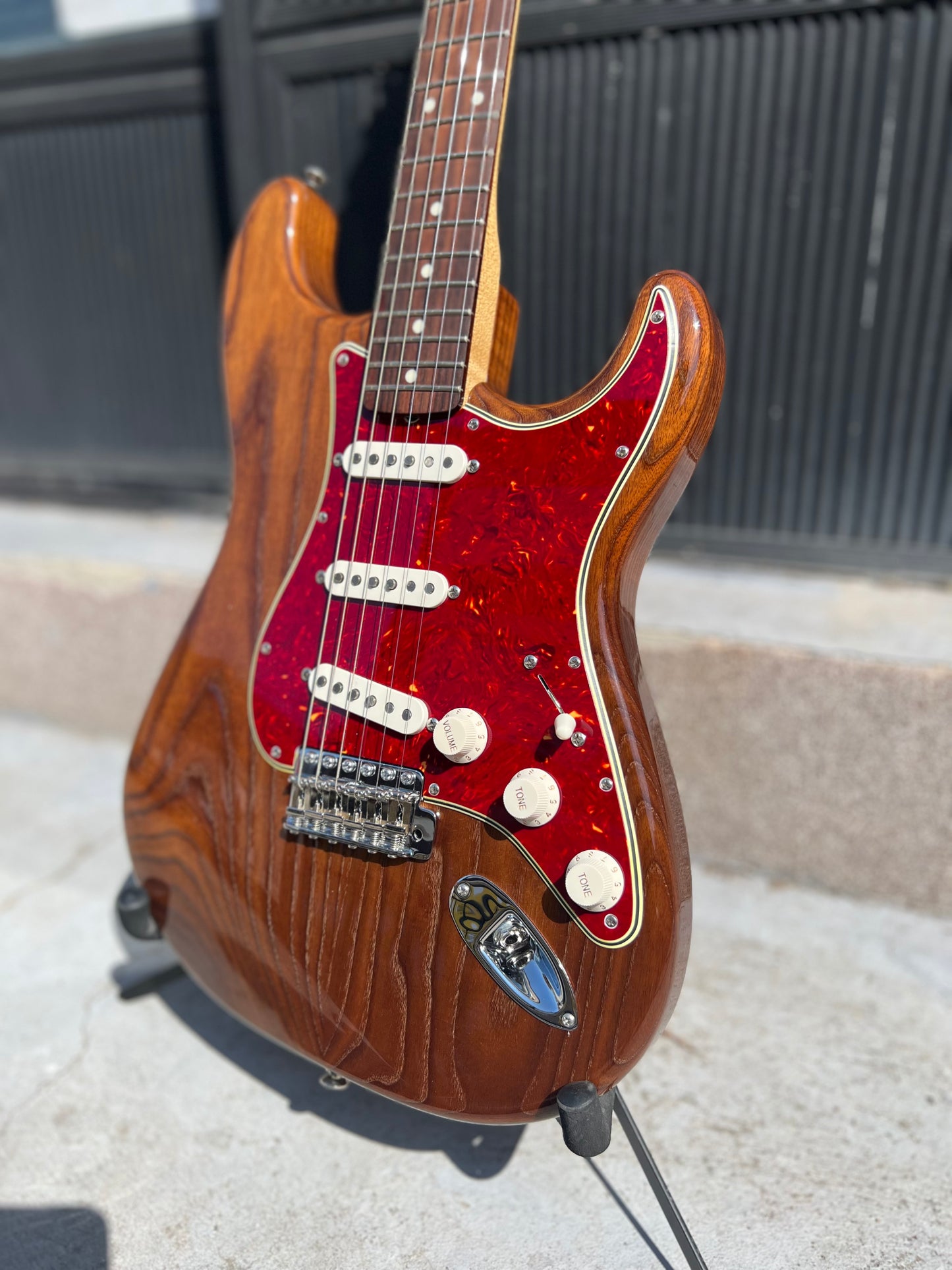 Hollowtone roasted Ash Strat