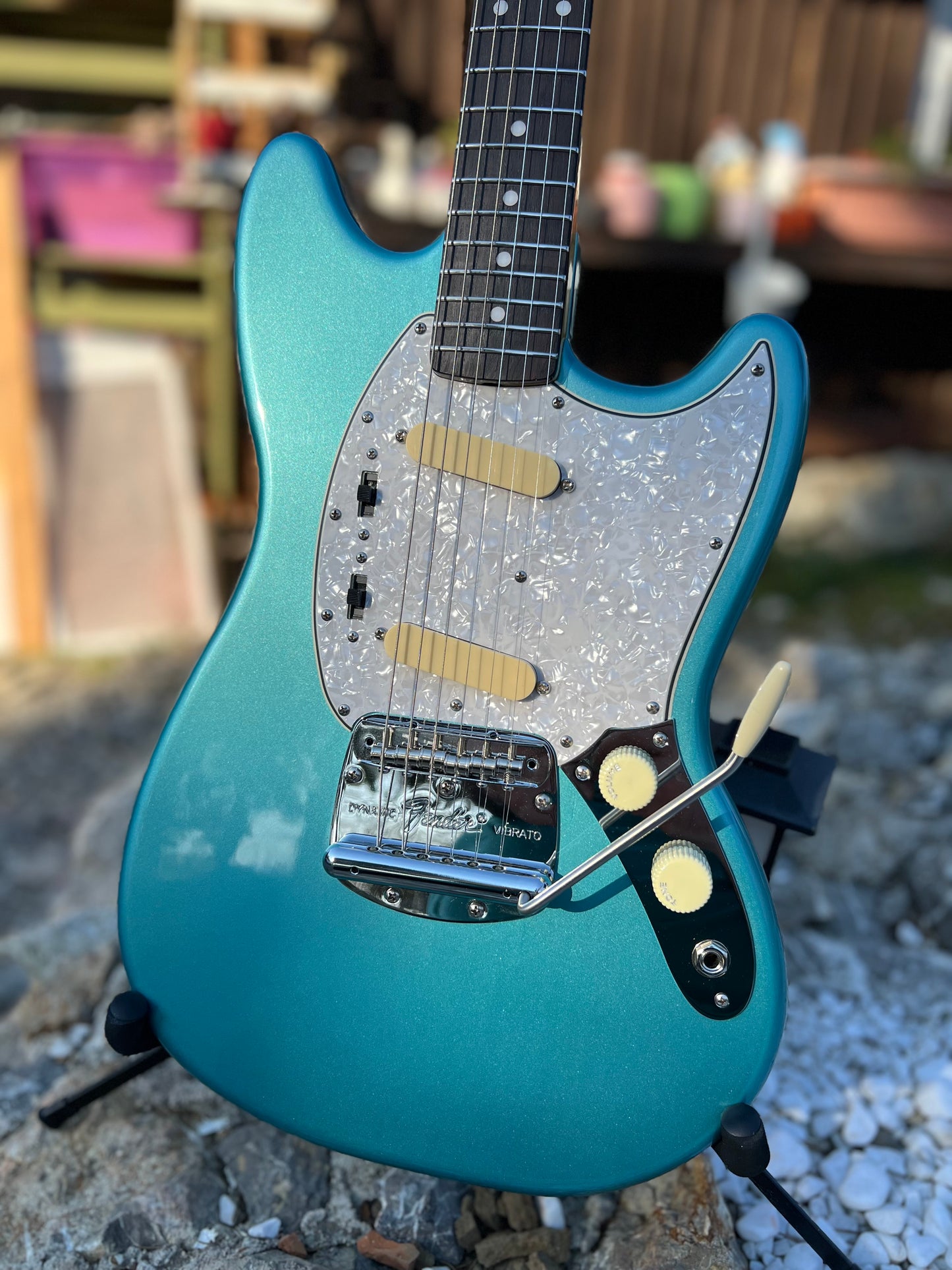 Hollowtone Mustang