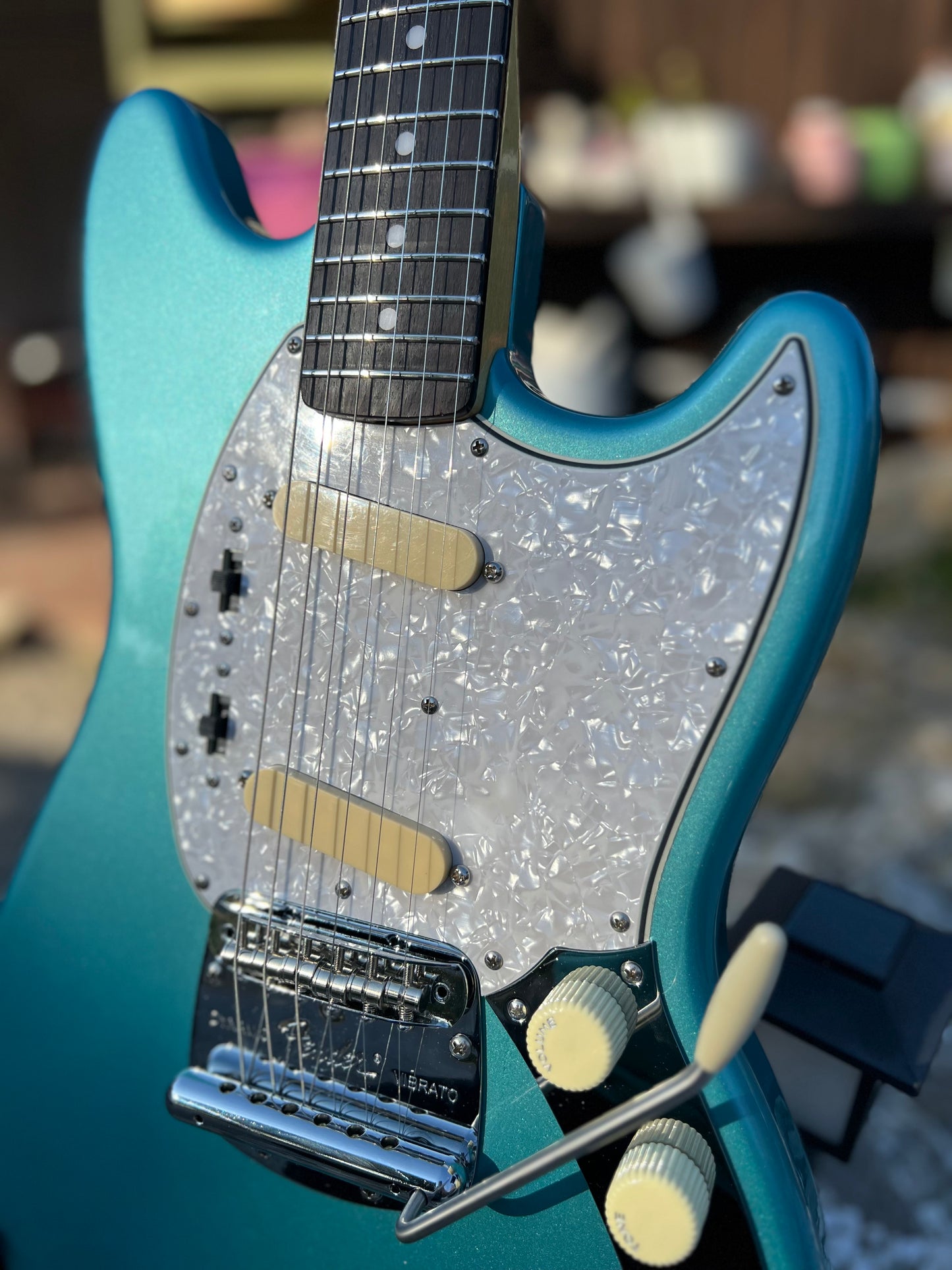 Hollowtone Mustang