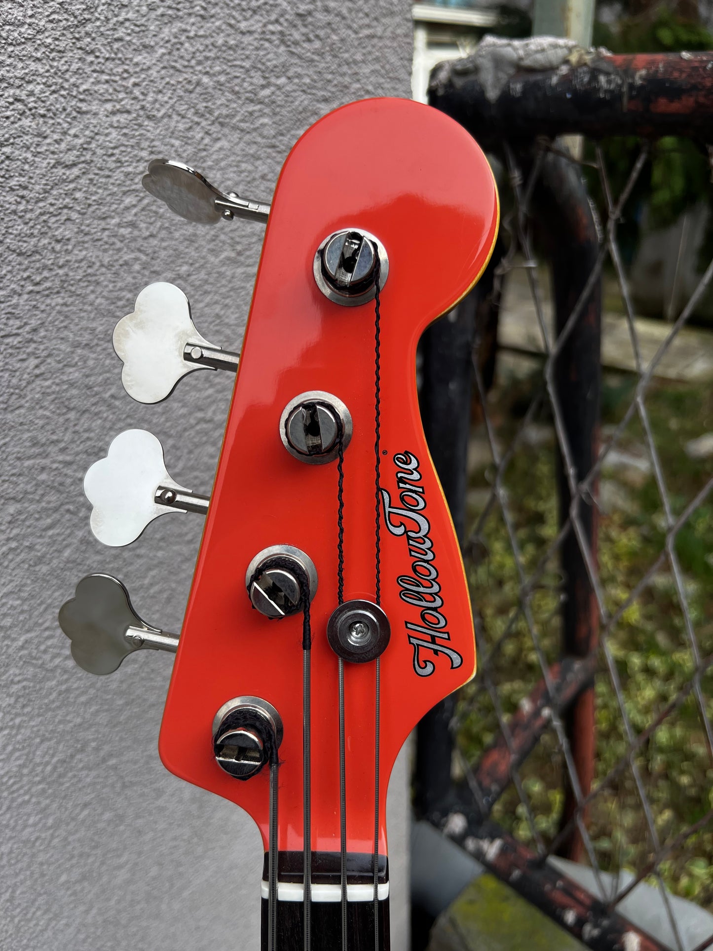 Hollowtone Jazz Bass in Coral Pink