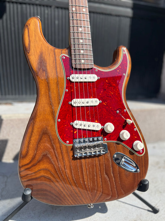 Hollowtone roasted Ash Strat